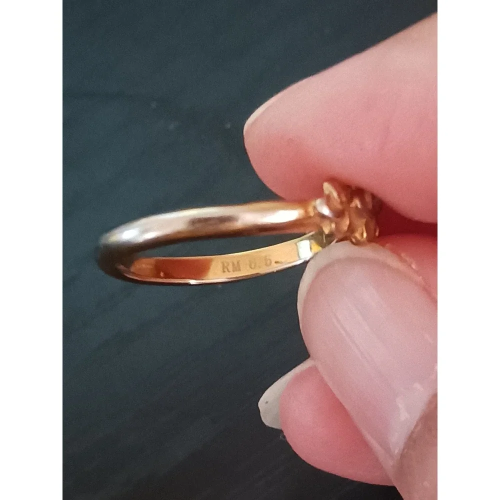 Floral Gold Tone Ring Size 6.5 RM Engraved Sculpted Flower Band - Picture 6 of 6